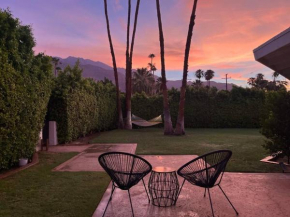Mid-century Modern Gem w/ big yard beautiful views